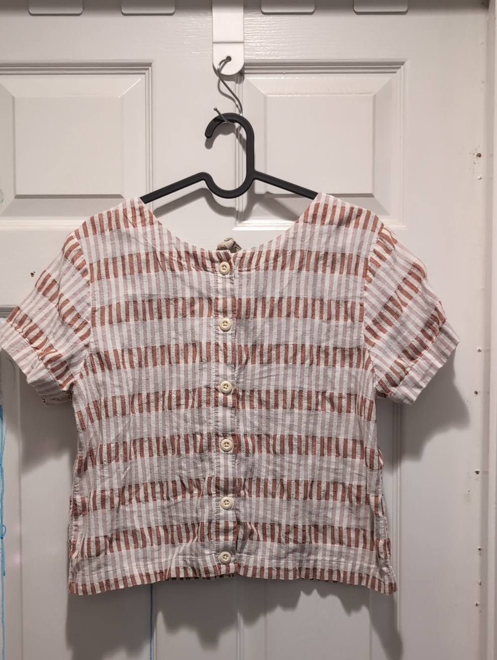 Tee In Chalk